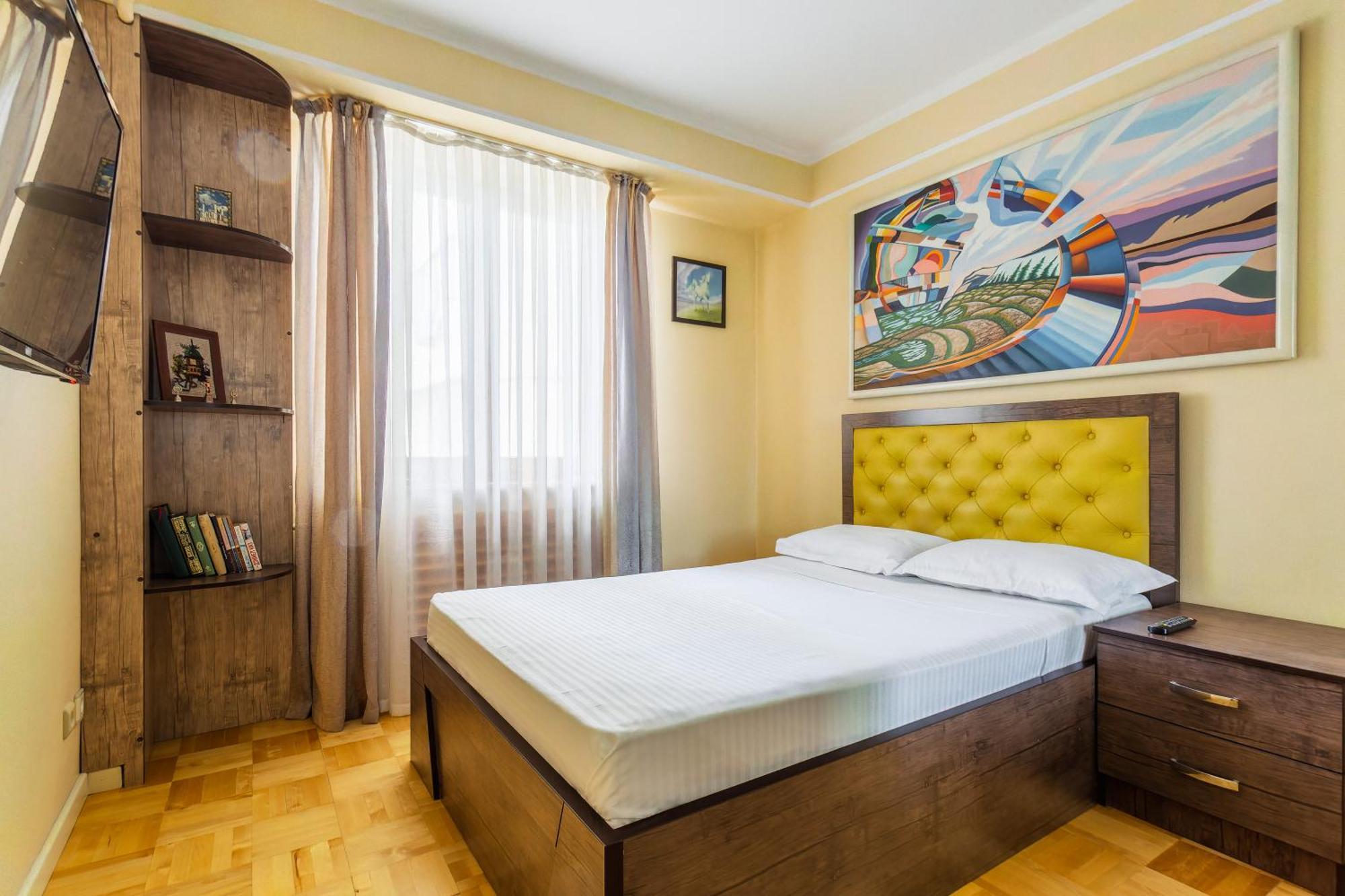 Downtown Big Apartment Tashkent Esterno foto